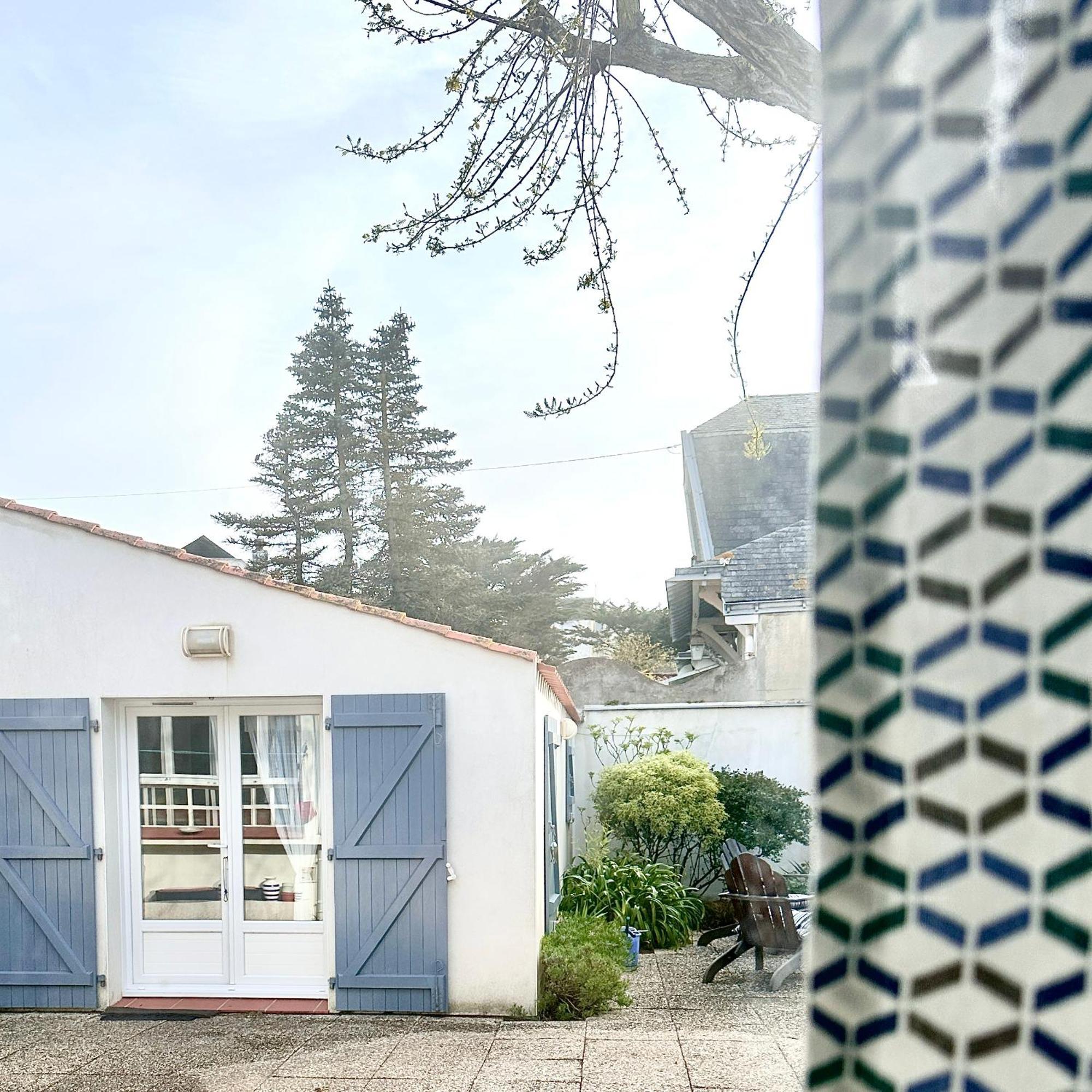 Villa "Mignon" Avec Studio Independant, Tout A Pied, Plage A 4 Mn, 6 Pers, 2 Sde Сен-Жан-де-Мон Екстериор снимка